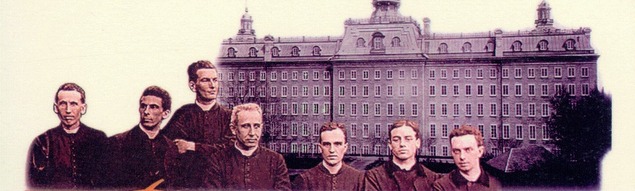 Montage de la couverture du livre sur les Archives du Séminaire de Québec publié par le Musée de l'Amérique française Montage de la couverture du livre sur les Archives du Séminaire de Québec publié par le Musée de l'Amérique française