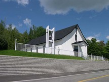 Photo de l`extérieur de la Chapelle Notre-Dame du Lac Poulin en Beauce au Québec