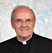 Mgr Eugène Tremblay, évêque émérite d'Amos au Québec Mgr Eugène Tremblay, évêque émérite d'Amos au Québec