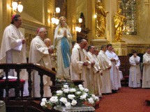 Statue de Notre-Dame de Lourdes