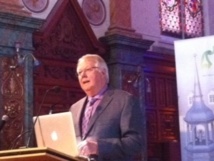 Monsieur l'abbé Louis Bouchard, président du comité responsable des fêtes du 350e anniversaire du Séminaire de Québec