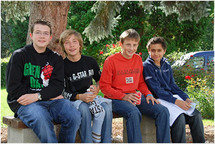 Vers l'avenir : fondation du Petit Séminaire diocésain de Québec Vers l'avenir : fondation du Petit Séminaire diocésain de Québec