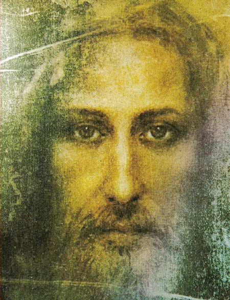 Coloration du visage qui se trouve sur le Saint Suaire de Turin qui est vénéré comme celui de Jésus (Domaine public)