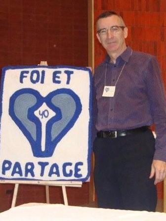 L'abbé Martin Laflamme lors du 40e anniversaire de Foi et Partage à Québec en 2012