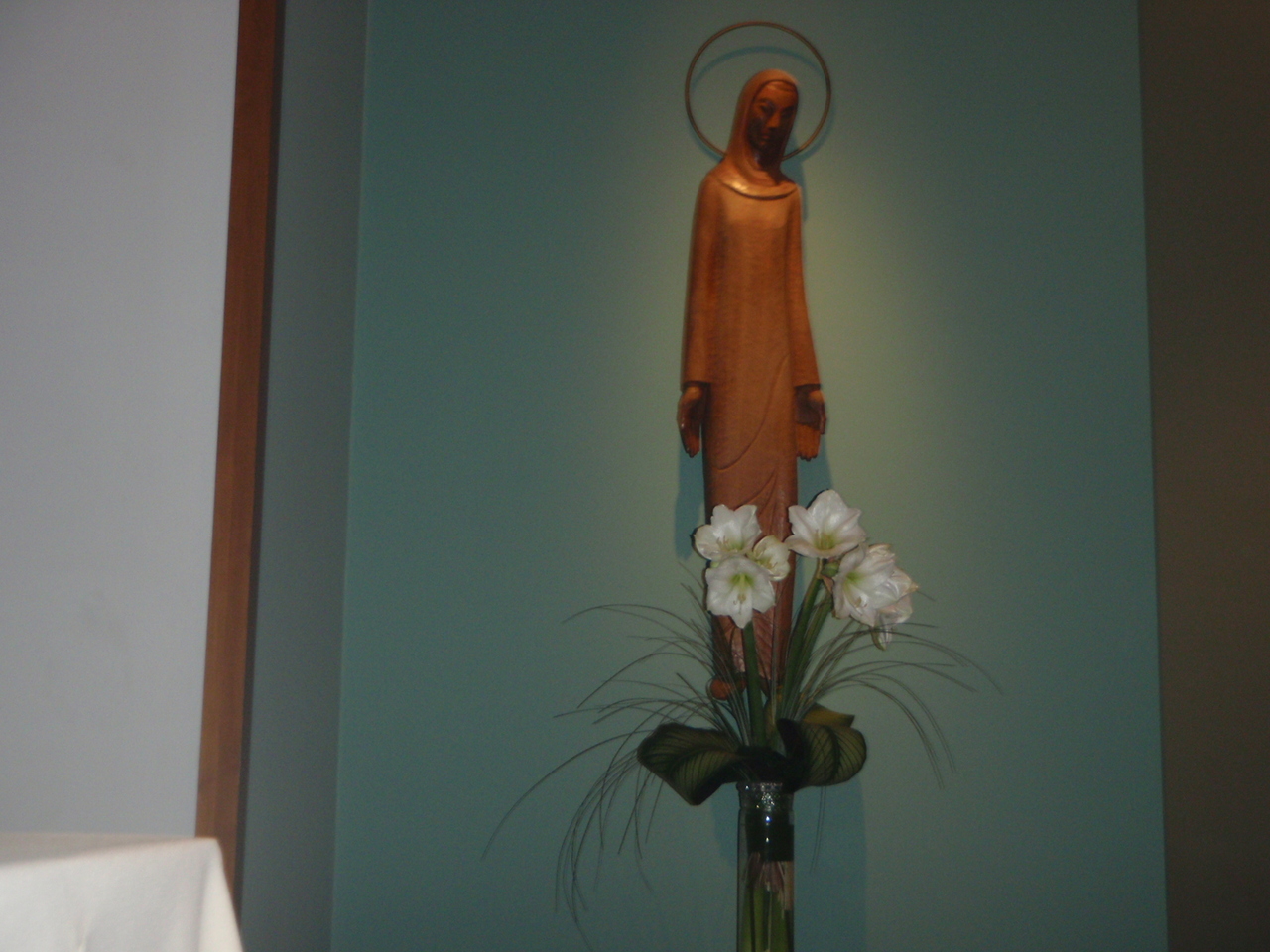 La statue de la Vierge à la chapelle du Pavillon Jean-Oivier-Briand du Séminaire de Québec