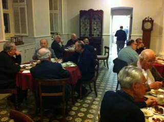 Repas pour la fête de la Sainte Famille, patronne principale du Séminaire de Québec, le 30 décembre 2011