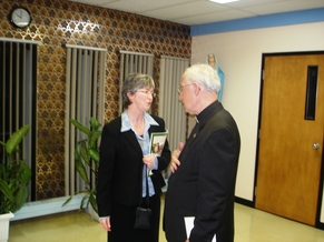 Le cardinal Marc Ouellet et la secrétaire-exécutive du PSDQ, madame Denise Lemieux