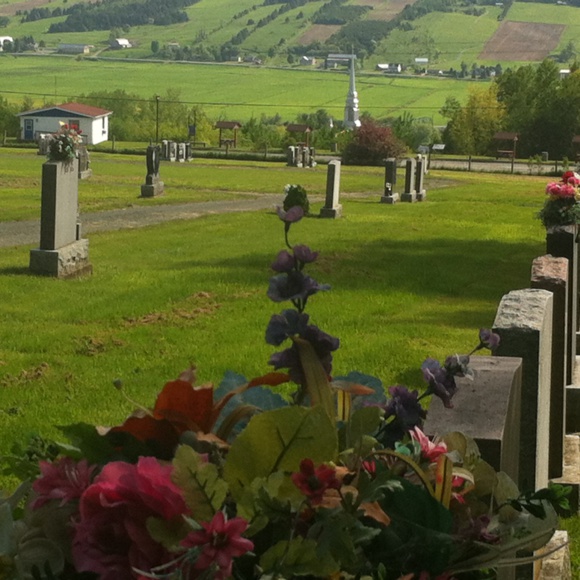 Cimetière de St-Joseph-de-Beauce (Crédits photo : H. Giguère) Cimetière de St-Joseph-de-Beauce (Crédits photo : H. Giguère)