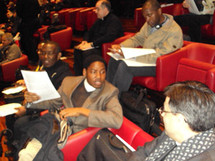 Échanges emtre participants Échanges emtre participants