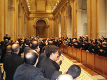 Entrée du Saint-Père dans la Salle des bénédictions au Vatican Entrée du Saint-Père dans la Salle des bénédictions au Vatican
