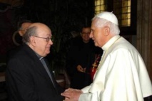 Mgr Pierre Gaudette reçu par le pape Benoît XVI Mgr Pierre Gaudette reçu par le pape Benoît XVI