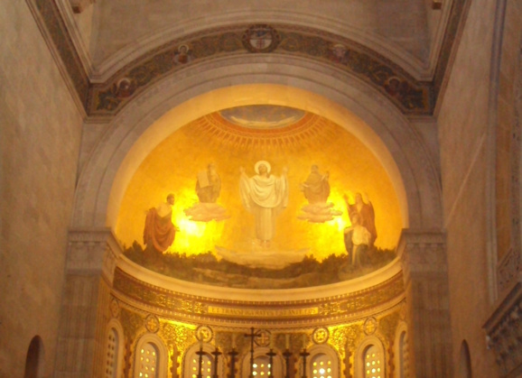 Homélie pour le 2e dimanche du Carême Année C : « La transfiguration de Jésus sur le mont Thabor : lumière de l'Alliance Nouvelle »