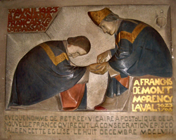 ùbas-relief représentant l'ordination épiscopale de François de Laval à l'Abbaye St-Germain-des-Prés à Paris le 8 décembre 1658