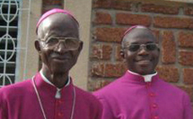 Mgr Jean-Baptiste Somé et son successeur Mgr Der Raphaël Dabiré Kusiélé Mgr Jean-Baptiste Somé et son successeur Mgr Der Raphaël Dabiré Kusiélé
