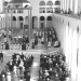 Ordination presbytérale à la Chapelle du Grand Séminaire sur la Cité Universitaire (aujourd'hui Salle Henri-Gagnon) en 1962. Crédits photo Claude Mercier